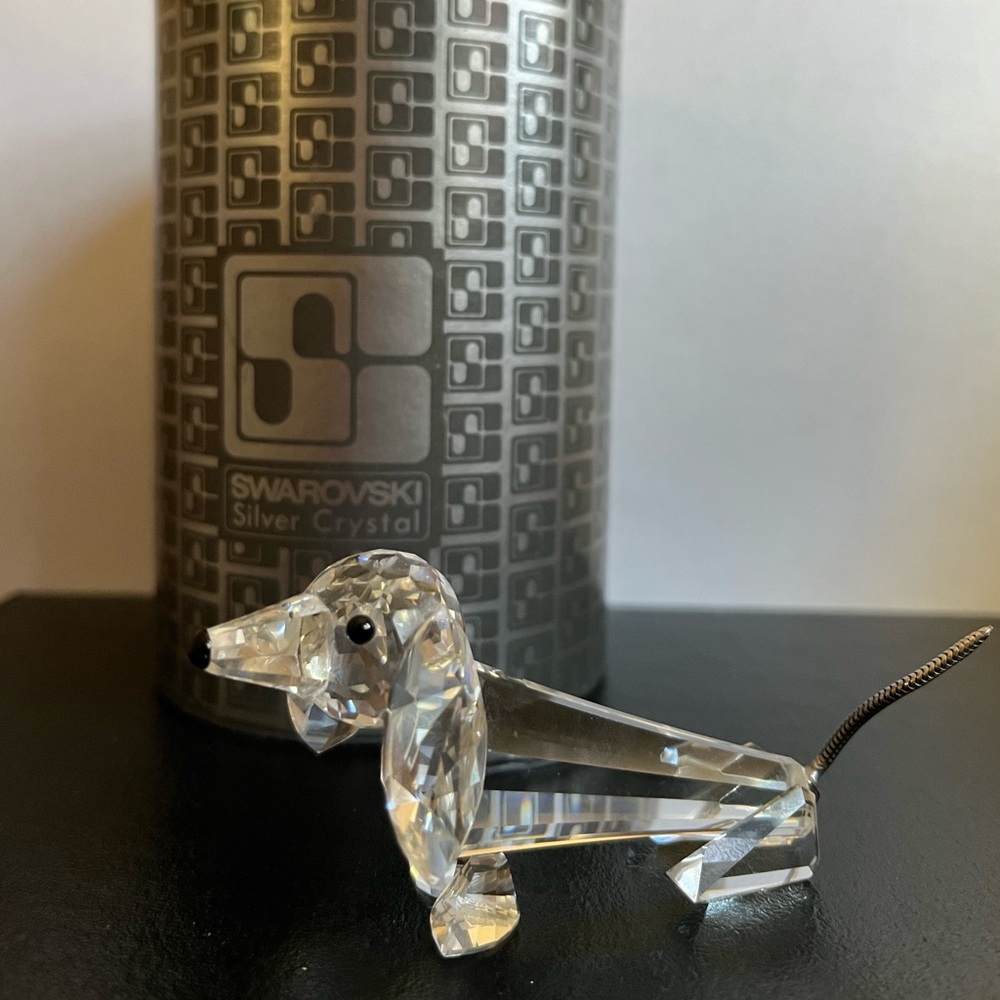 Swarovski Crystal Deutchhound